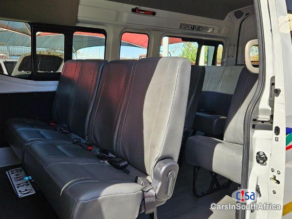 Nissan NV350 2.5 16-Seat Impendulo Manual 2017 in South Africa