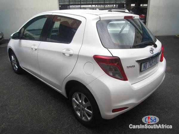 Toyota Yaris Manual 2016
