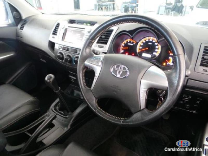 Toyota Hilux Manual 2013