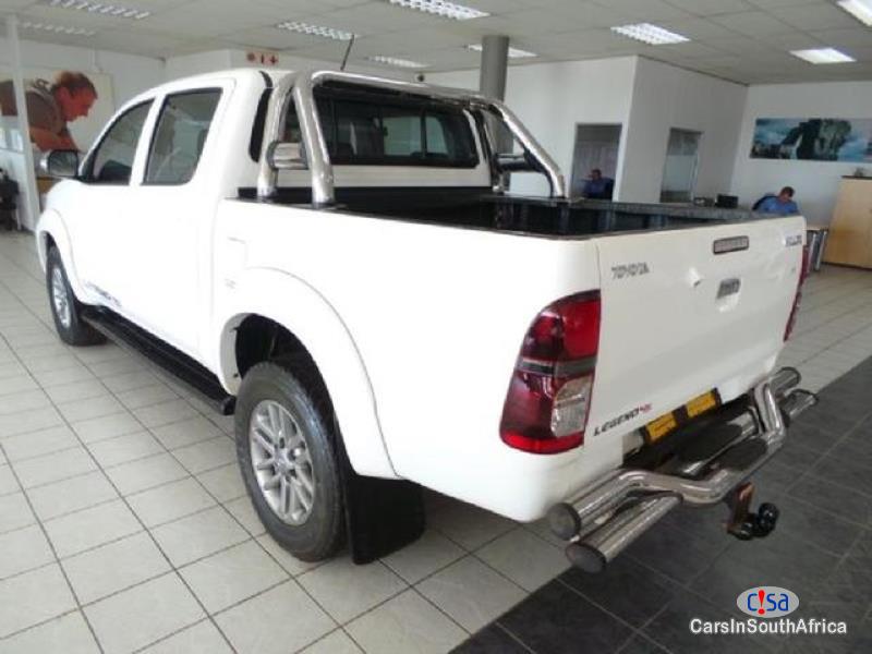 Toyota Hilux Manual 2013 in South Africa