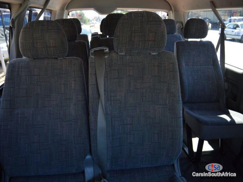 Toyota Quantum Manual 2013 - image 4