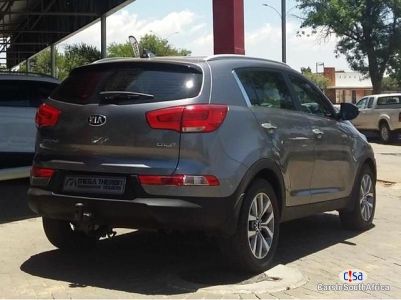 Kia Sportage Automatic 2015 - image 2