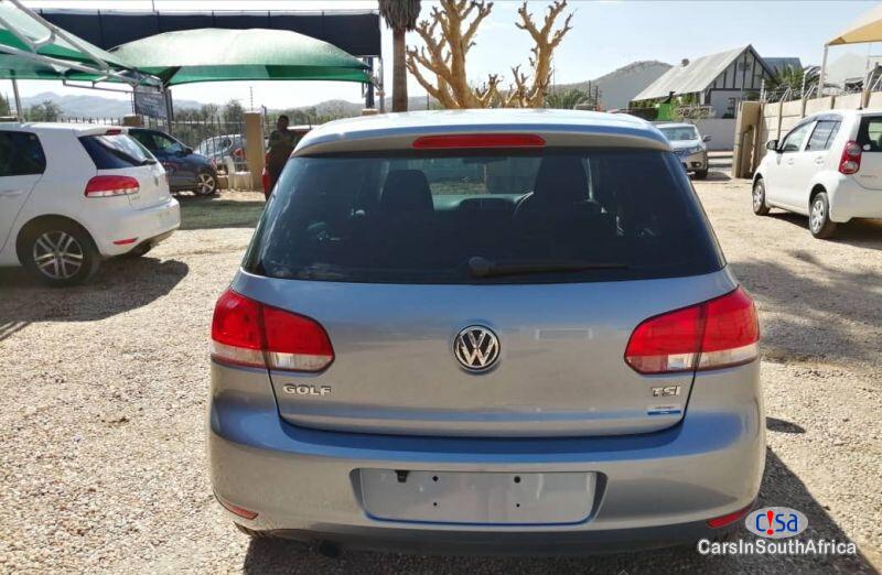 Volkswagen Golf Manual 2010 - image 3