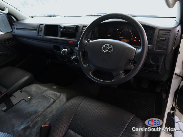 Toyota Quantum 2.5 D-4D Sesfikile 16-Seat Manual 2021 - image 4