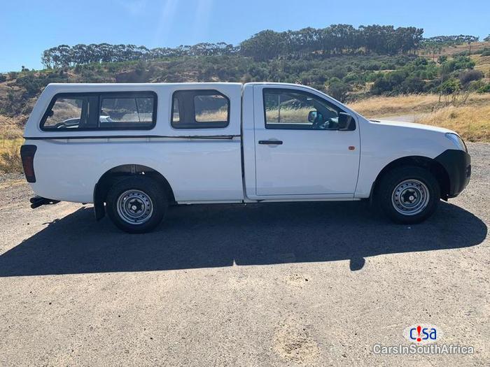 Isuzu KB280 Manual 2014 in South Africa
