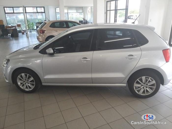 Volkswagen Polo Manual 2015 - image 4