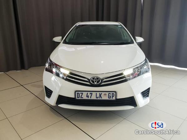 Toyota Corolla Manual 2016 - image 2