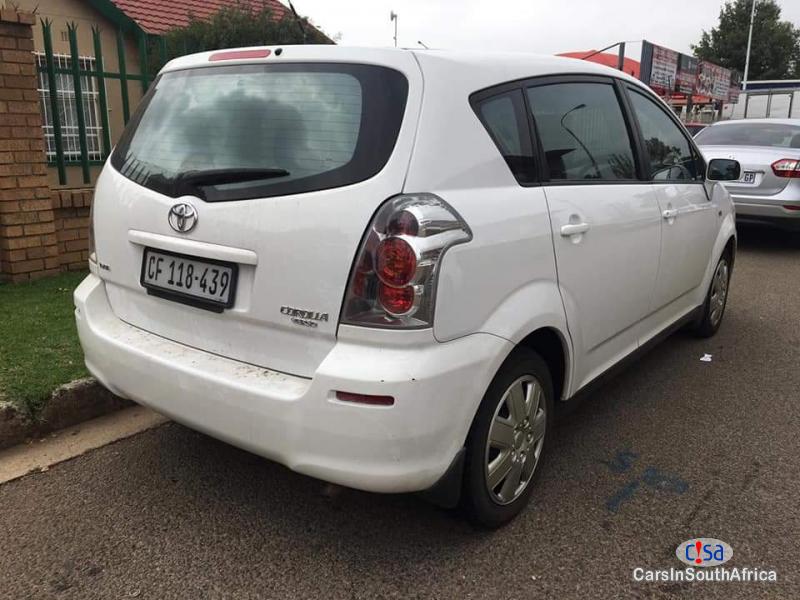 Toyota Verso Manual 2009 - image 3