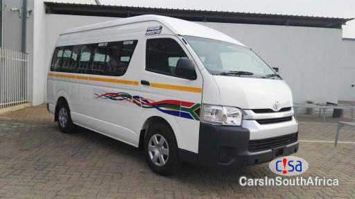 Toyota Quantum 2.5 Manual 2016 - image 2