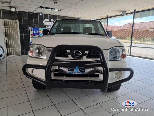 Pictures of Nissan NP300 2.4 Nissan NP300 Call Or WhatsApp 0848069549 Manual 2011