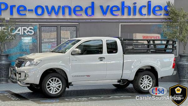 Picture of Toyota Hilux 3.0 D4-D Manual 2013