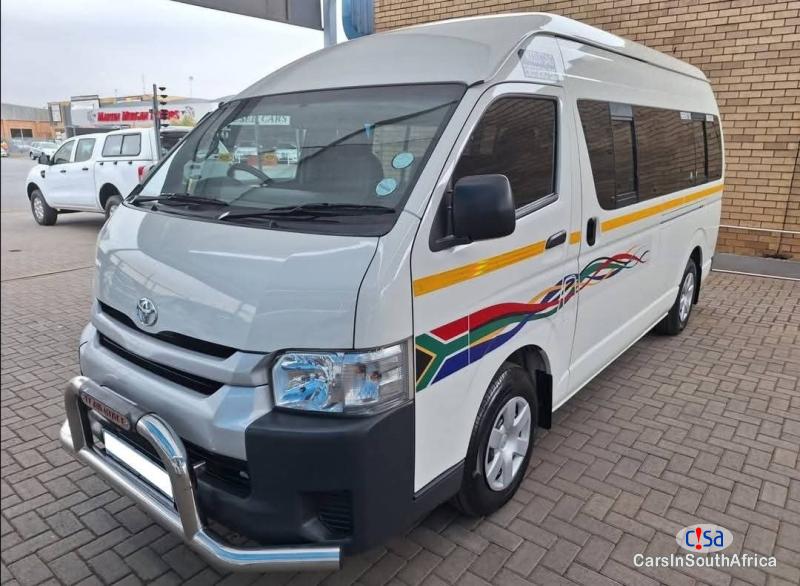 Toyota Quantum 2.5 D.4D Sesfikile 0658281312 Manual 2019 - image 2