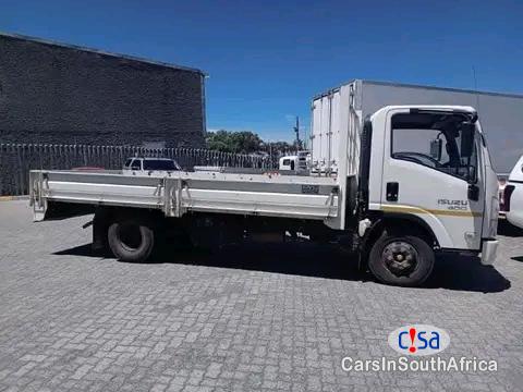 Isuzu Call/ WhatsApp.(073 104 3715) 2021 Isuzu N- Series NPR 400 Truck Automatic 2021 - image 3