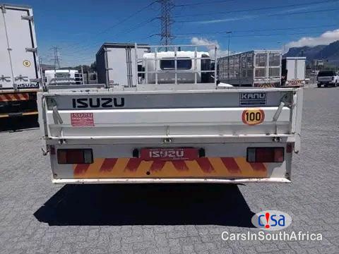 Isuzu Call/ WhatsApp.(073 104 3715) 2021 Isuzu N- Series NPR 400 Truck Automatic 2021 - image 5