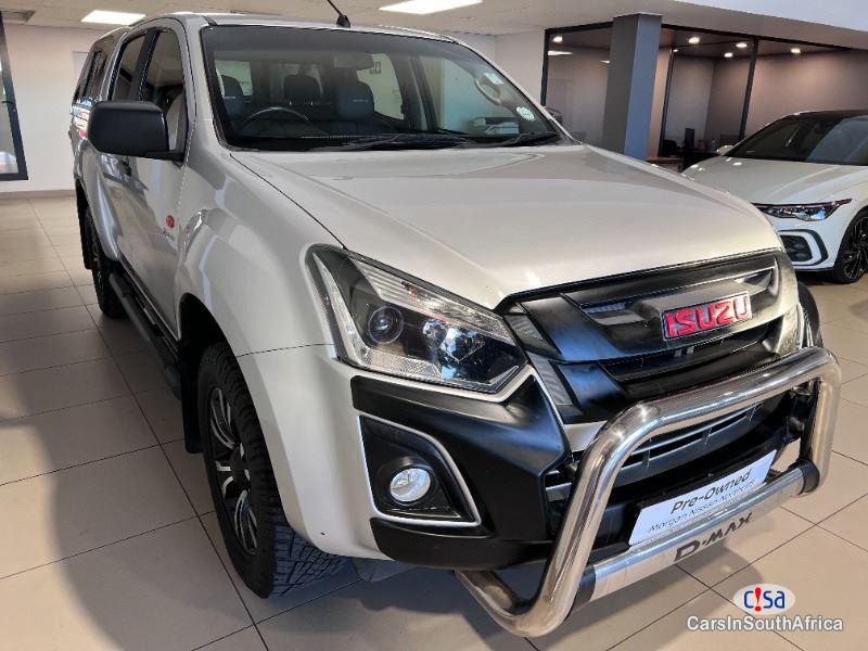 Isuzu D-Max 2.5TD { 0817687830 } Manual 2020 - image 2