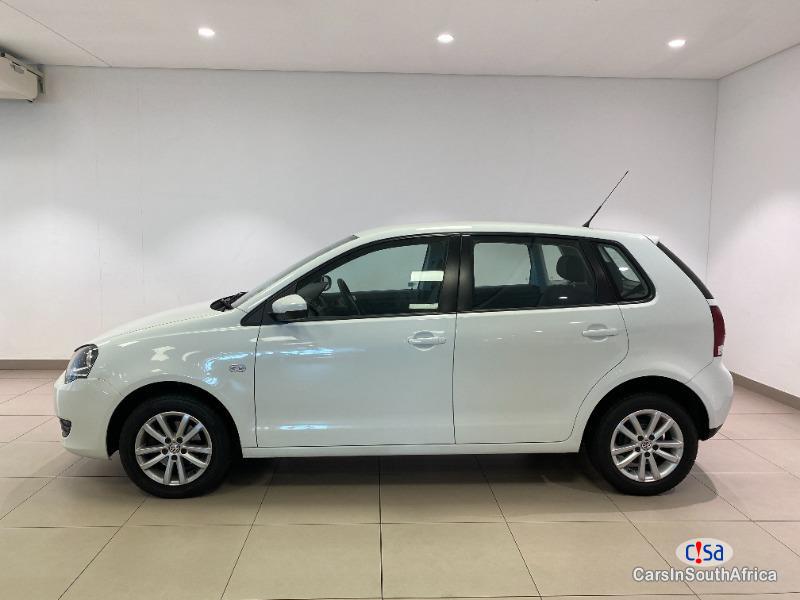 Volkswagen Polo VIVO TREND-LINE { 0817687830 } Manual 2017