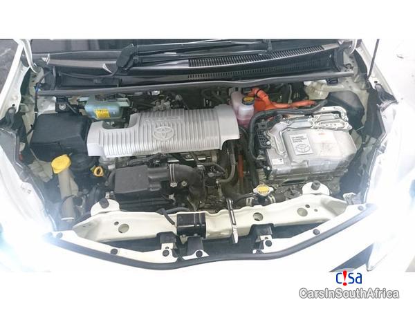 Toyota Yaris Automatic 2014 - image 7