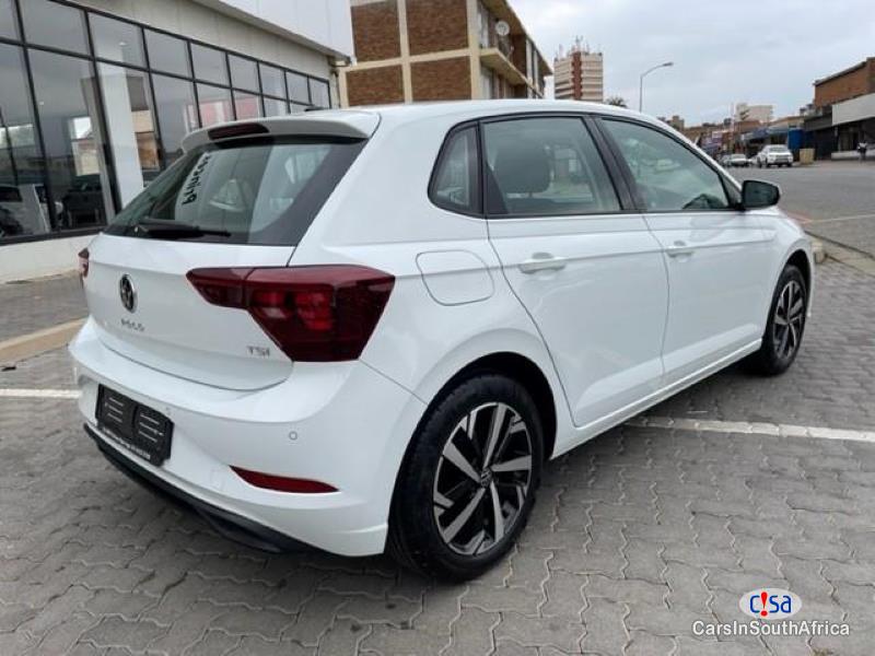 Volkswagen Polo 1.0 Automatic 2022 - image 3
