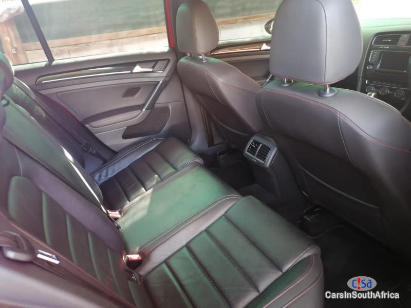 Volkswagen Golf 2.0 Automatic 2018 - image 3