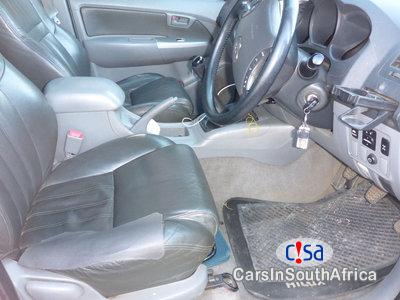 Toyota Hilux 3.0 D4DRaider Manual 2013 in Limpopo - image