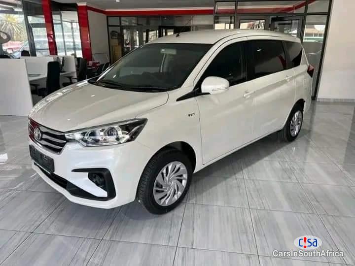 Pictures of Toyota Rumion 1.5 SX Manual 2022