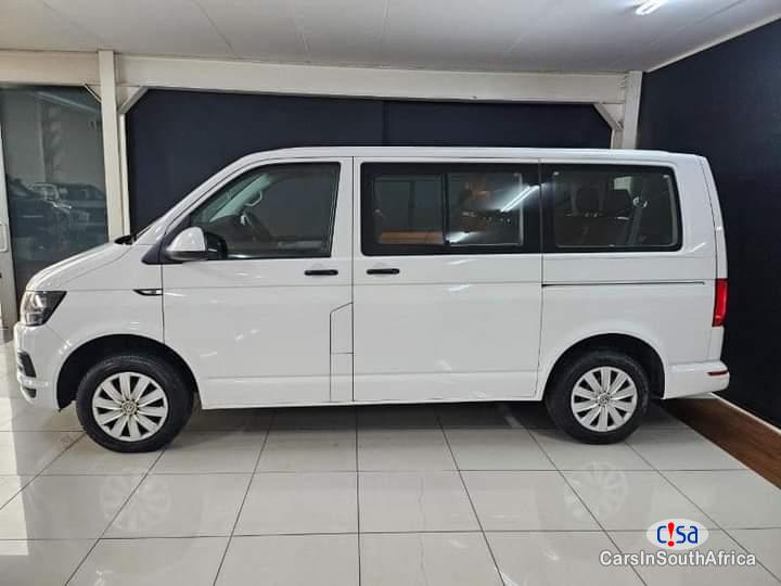 Volkswagen Kombi 2.0 Automatic 2020 - image 4