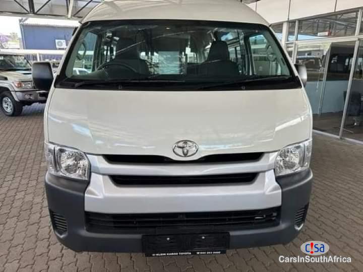 Toyota Quantum 2.7 Manual 2020 - image 3
