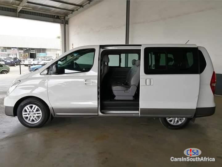 Hyundai H-1 2.5 Automatic 2018 - image 4