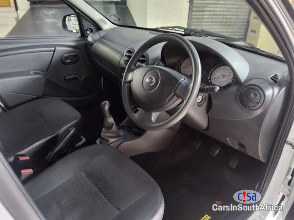 Nissan NP200 1.6 A/C Safety Pack Manual 2020 - image 3