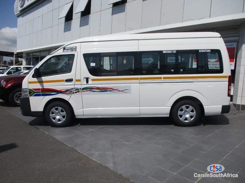 Toyota Quantum 2.5 Manual 2019 - image 3