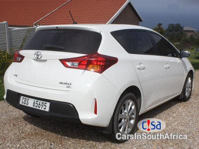 Toyota Auris 1.6 Manual 2013 - image 2