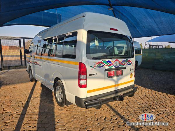 Toyota Quantum 2.5 D-4D Sesfikile 16-Seat Manual 2020 - image 2