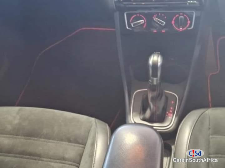 Volkswagen Polo Automatic 2016 - image 5