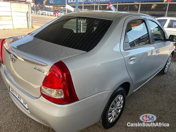 Toyota Etios 1.5 ( 0684957752 Manual 2013