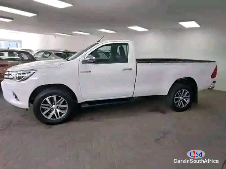 Picture of Toyota Hilux 2017 Toyota Hilux 2.8GD-6 For Sell Manual 0735069640 Manual 2017