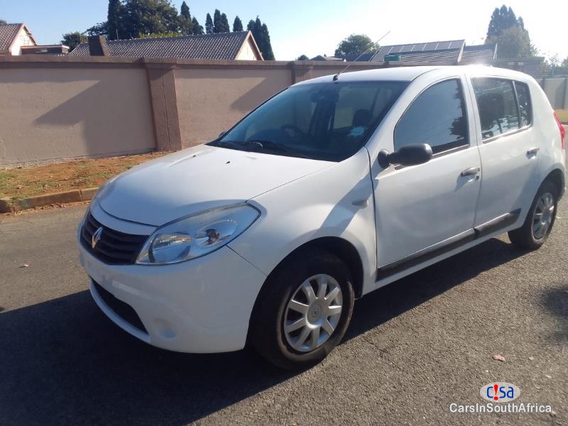 Renault Sandero 0616417846 Manual 2011 in South Africa
