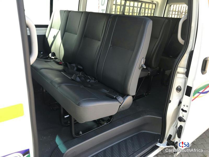 Toyota Quantum 2.7 Manual 2020 - image 3