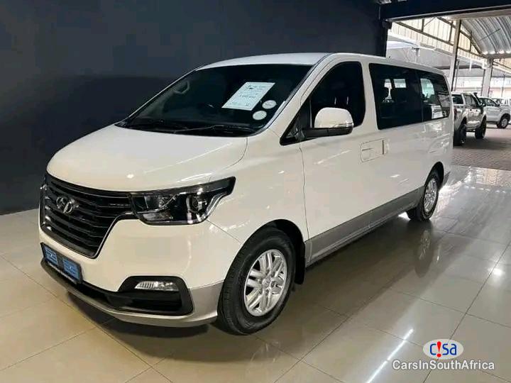Picture of Hyundai H-1 Automatic 2020