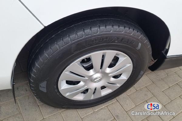 Nissan NV350 2.5 16-Seat Impendulo Manual 2017 - image 3