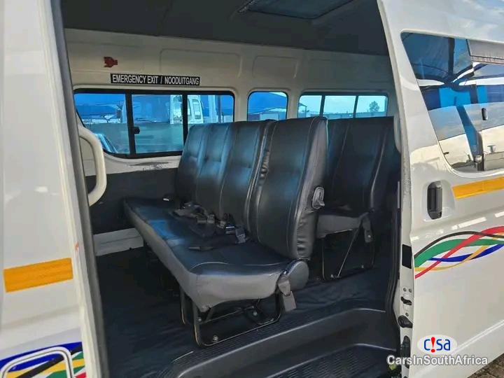 Toyota Quantum 2.5 D-4D Sesfikile 16-Seat Manual 2020