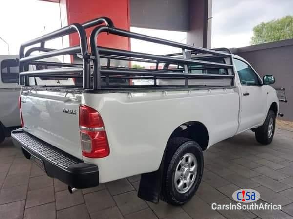 Toyota Hilux 2.5 Manual 2017 in Western Cape