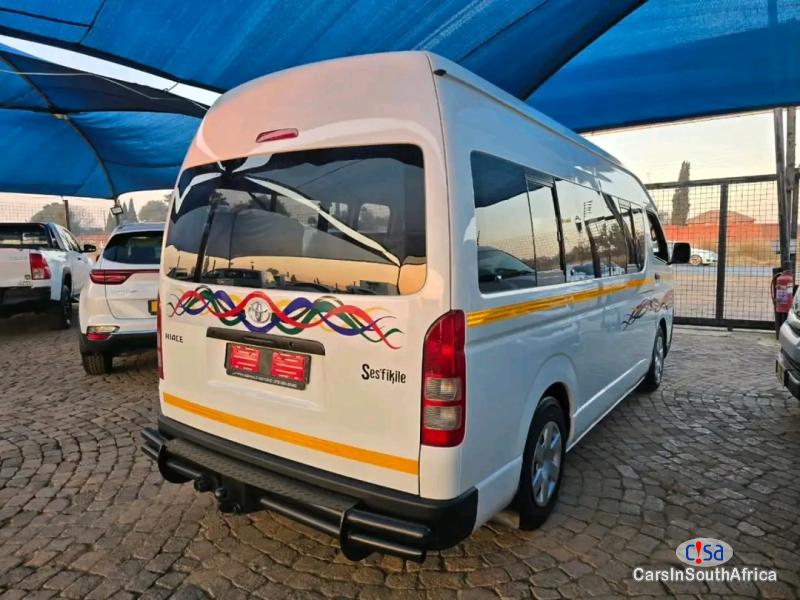 Toyota Quantum 2.5 Sesifikile 16 Seats / +27 685845776 Manual 2019 in South Africa