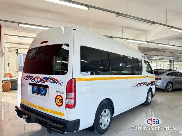 Toyota Quantum 0616417846 Manual 2022 - image 2