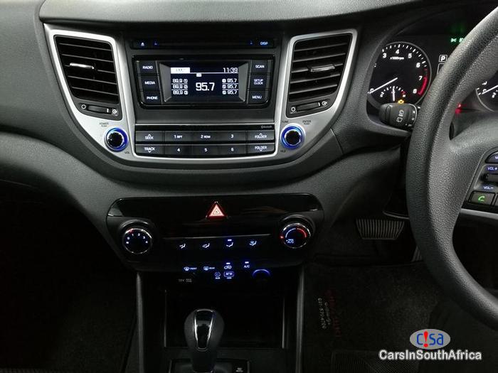 Hyundai Tucson Automatic 2016 - image 11