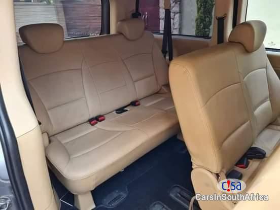 Hyundai H-1 2 5 0671651564 Automatic 2015 in South Africa - image