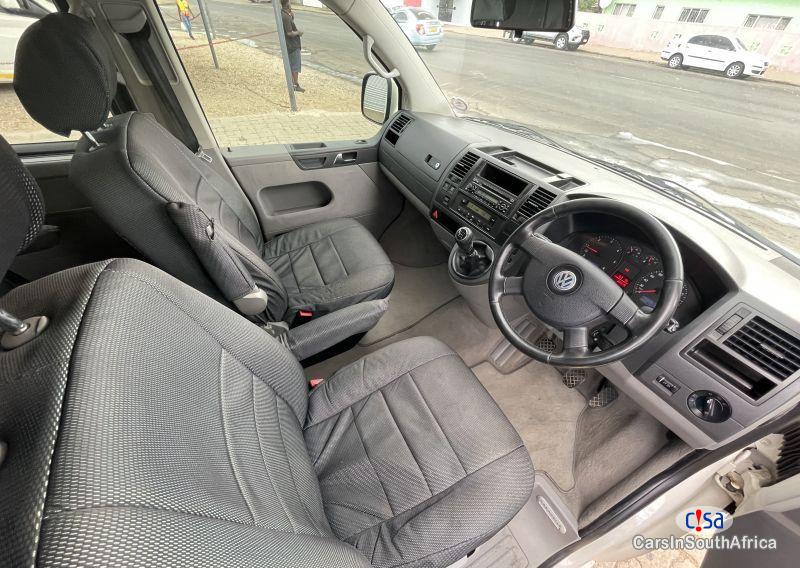 Volkswagen Kombi Caravelle Manual 2008 - image 3