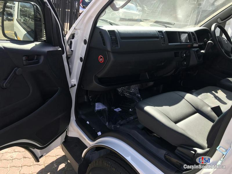 Toyota Quantum 2.5 Manual 2015 in Eastern Cape