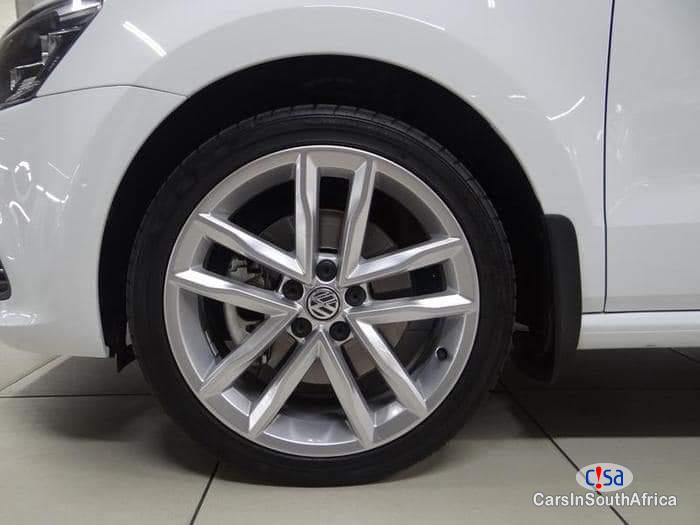 Volkswagen Polo 1.2 Automatic 2016 - image 9