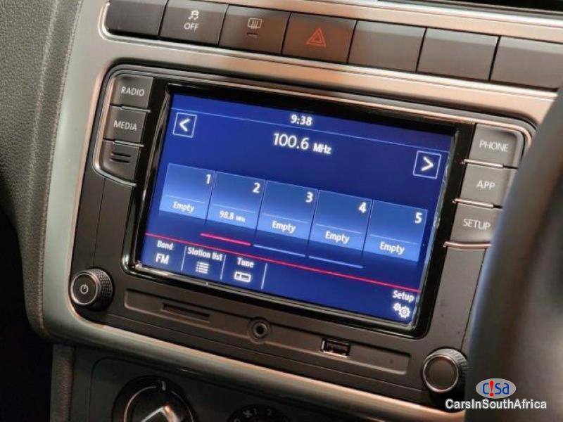 Volkswagen Polo Manual 2023 - image 8
