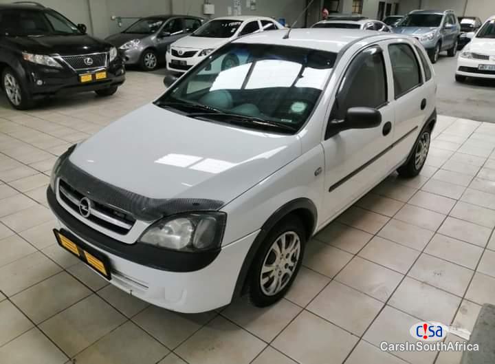 Opel Corsa Manual 2007 - image 2